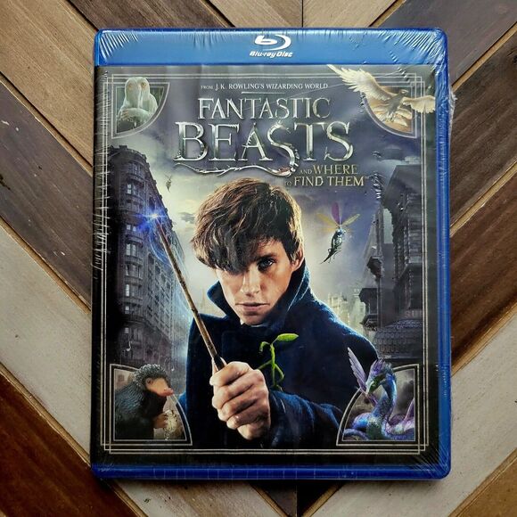 Fantastic Beasts & Where to Find Them (Blu-ray 2016) + Magical Movie Handbook - Picture 2 of 5